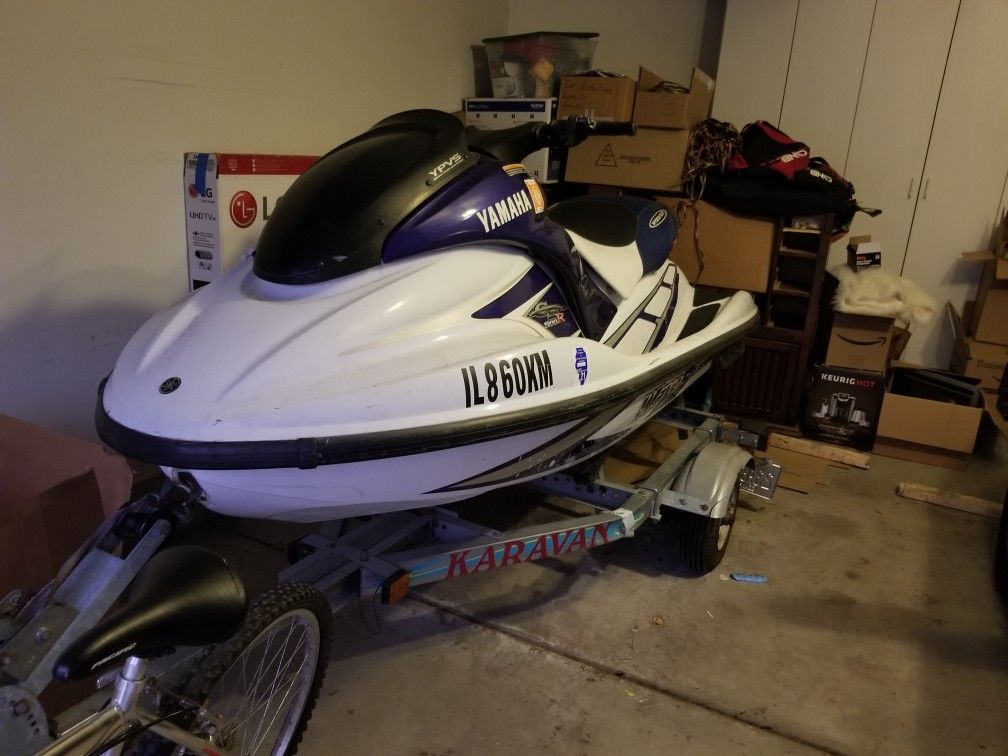 2001 Yamaha GP1200 Waverunner Jetski PWC for Sale in Hoffman Estates
