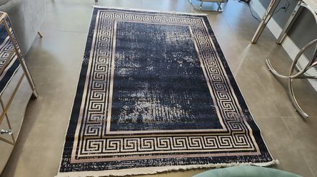 NEW AREA RUG 9x6