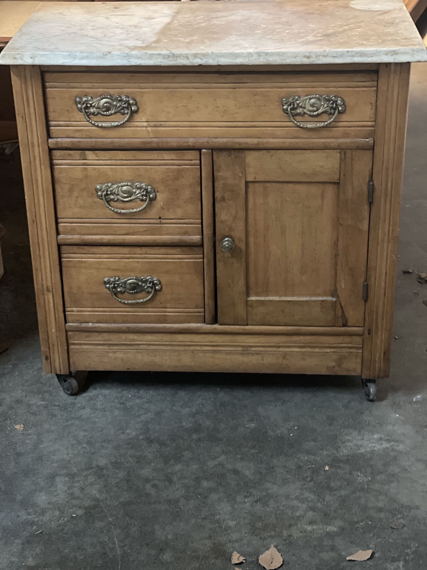 Victorian Washstand