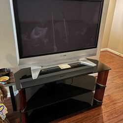 Tv + Tv stand