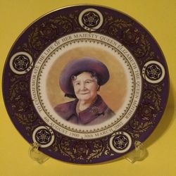 Vintage Queen Elizabeth Plate