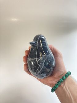 Onyx Penguin