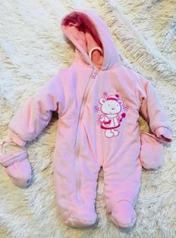 Baby girl warm winter suit size 0 to 3 months