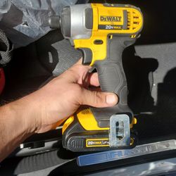 Drills 1 12 volt 2 20 volt with batteries