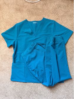Mandala large scrub set peacock color