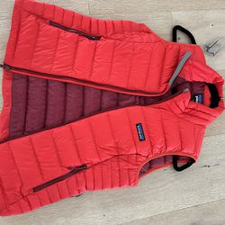 Patagonia Red Puffer Vest Ladies Women’s S Small