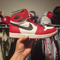 Mens Jordan Retro 1s LOST AND FOUND