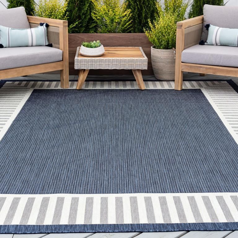 Tayse Eco Elgin Navy Area Rug 5’3”x7’3”
