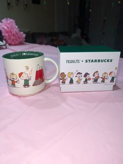 Starbucks x Snoopy mug