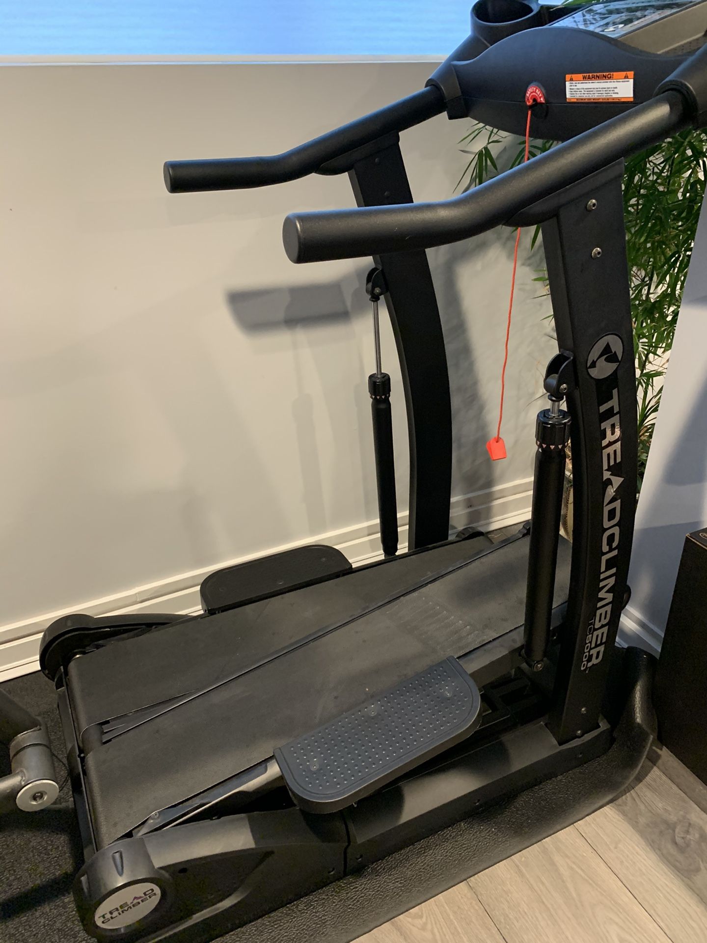 Nautilus Treadclimber TC5000 for Sale in Bellevue, WA OfferUp