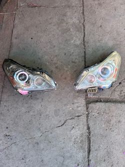 G35, G37, Q40 headlights