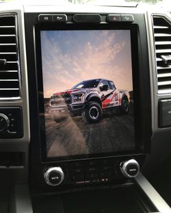 CAR STEREO TESLA STYLE