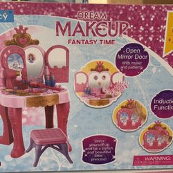 Dream Makeup" toddler vanity set Toy
