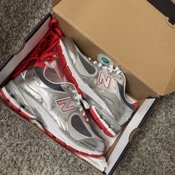 Tinsel New Balance