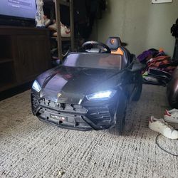 Lamborghini Uris Electric Car For Kids
