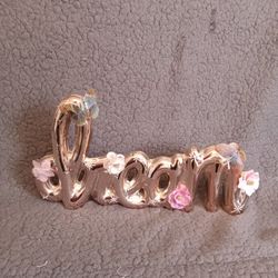 DREAM Word Decor