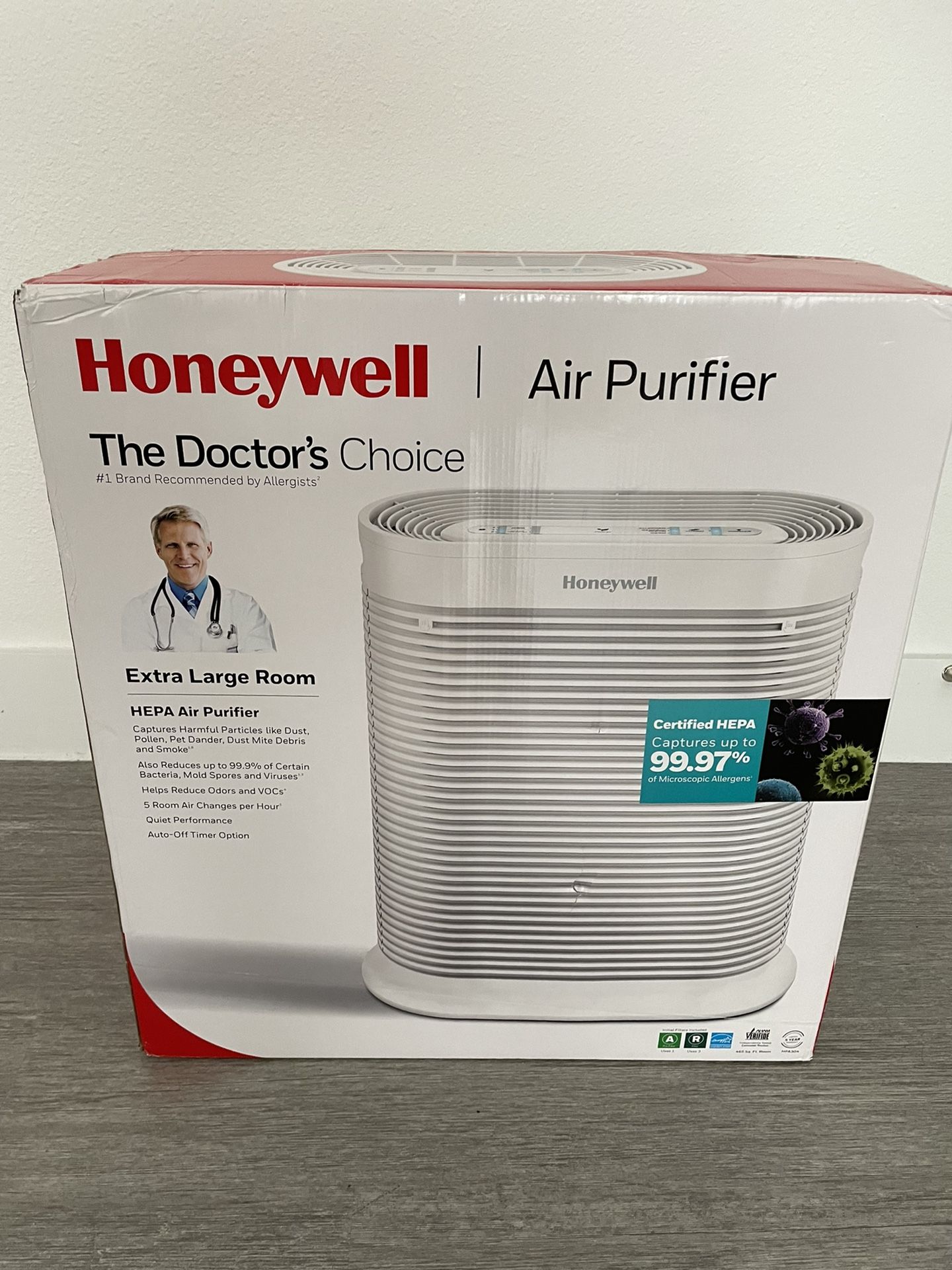 LIKE NEW - XL ROOM AIR PURIFIER – Honeywell HPA304 and HEPA filters - $100 OBO
