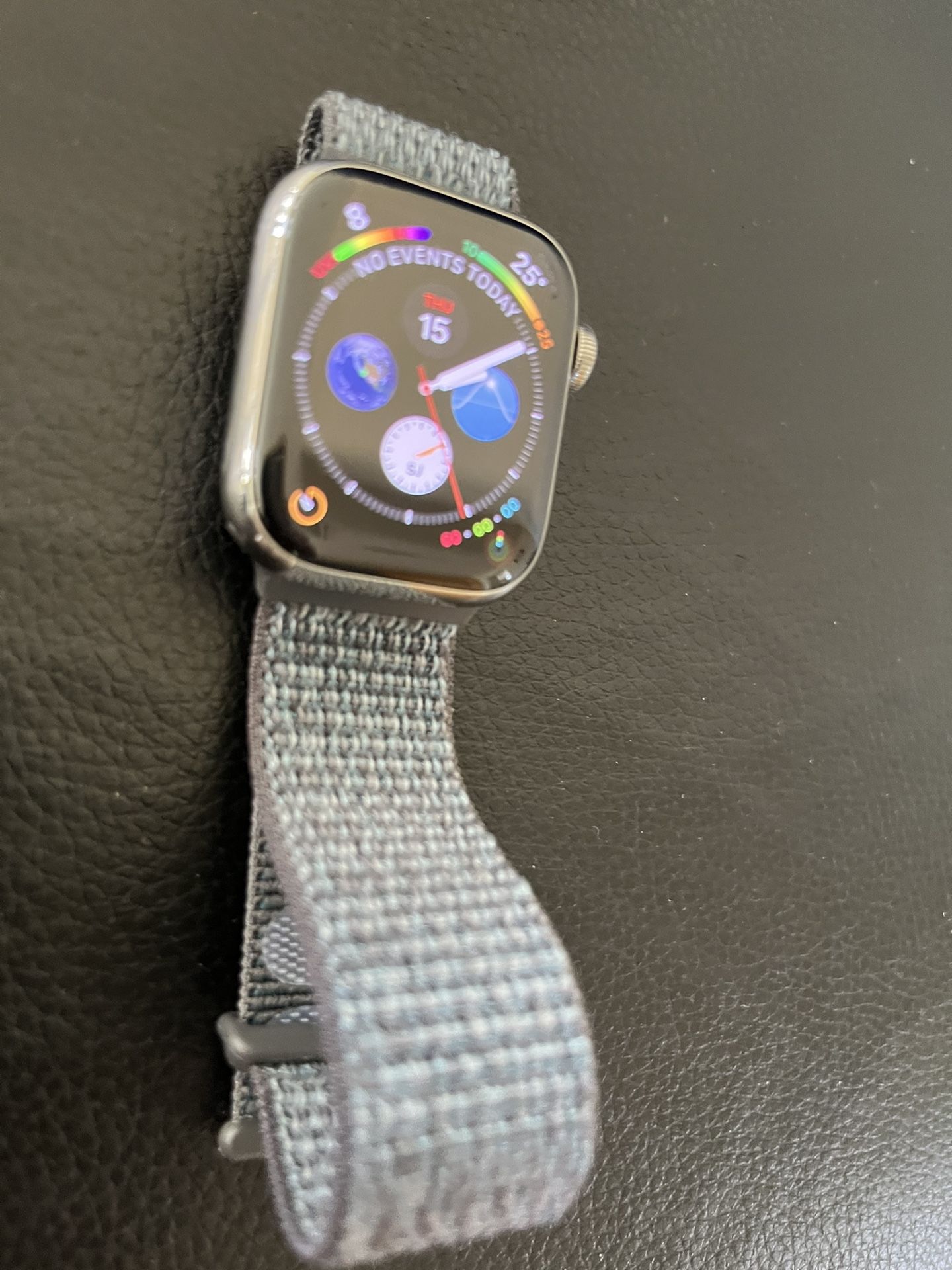 Apple Watch 9 - 41mm, Stainless Steel, GPS/Cellular