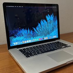 Apple MacBook Pro 15” I7/8GB/256GB SSD $175