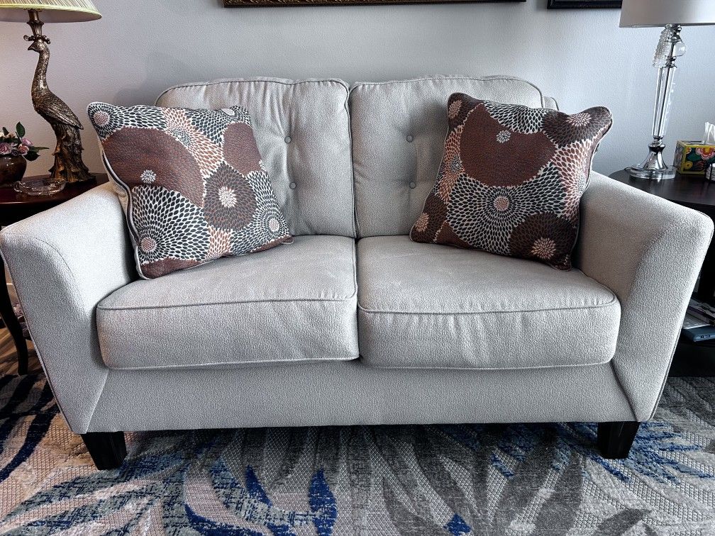 Sofa Love Seat