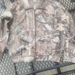 Cabela's Mens Large  Real tree Camou Fleece Jacket 