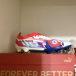 Christian Pulisic x Ultra Ultimate FG AG 'White Blazing Blue'