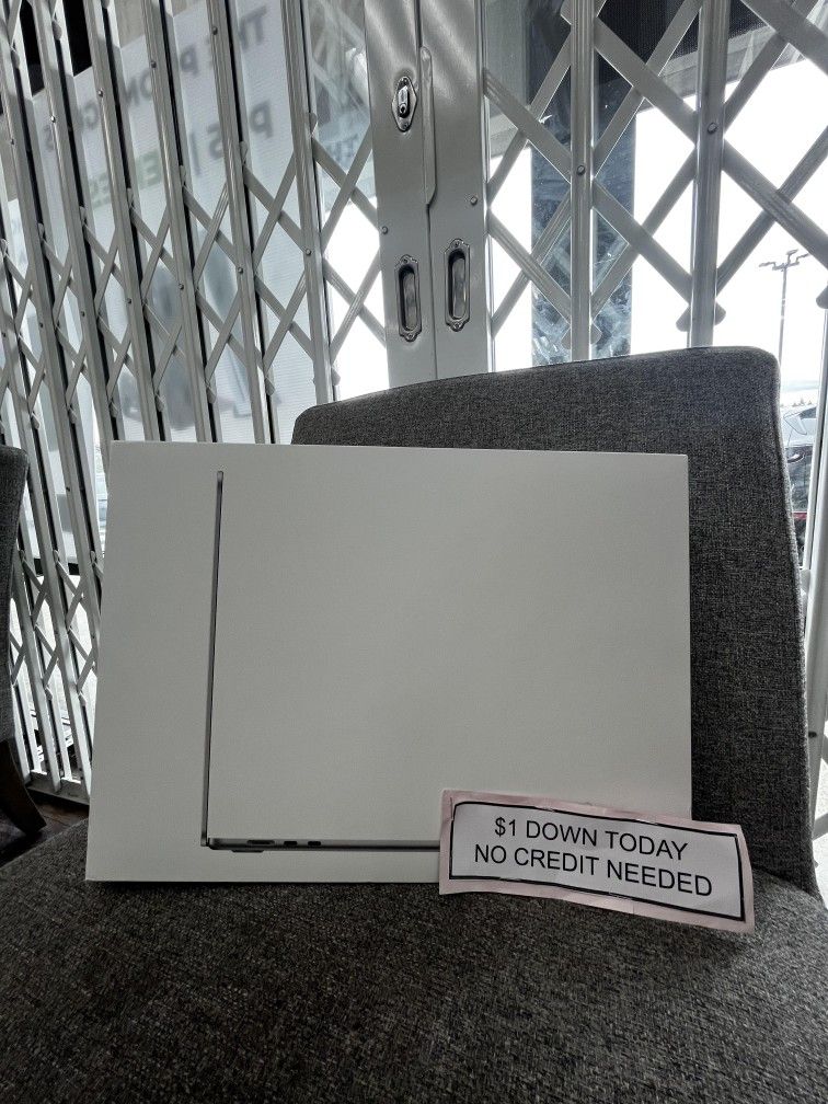 Apple MacBook Air M2 2022 New Laptop PAYMENTS AVAILABLE $1 Down Today