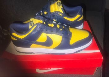 Michigan dunk lows