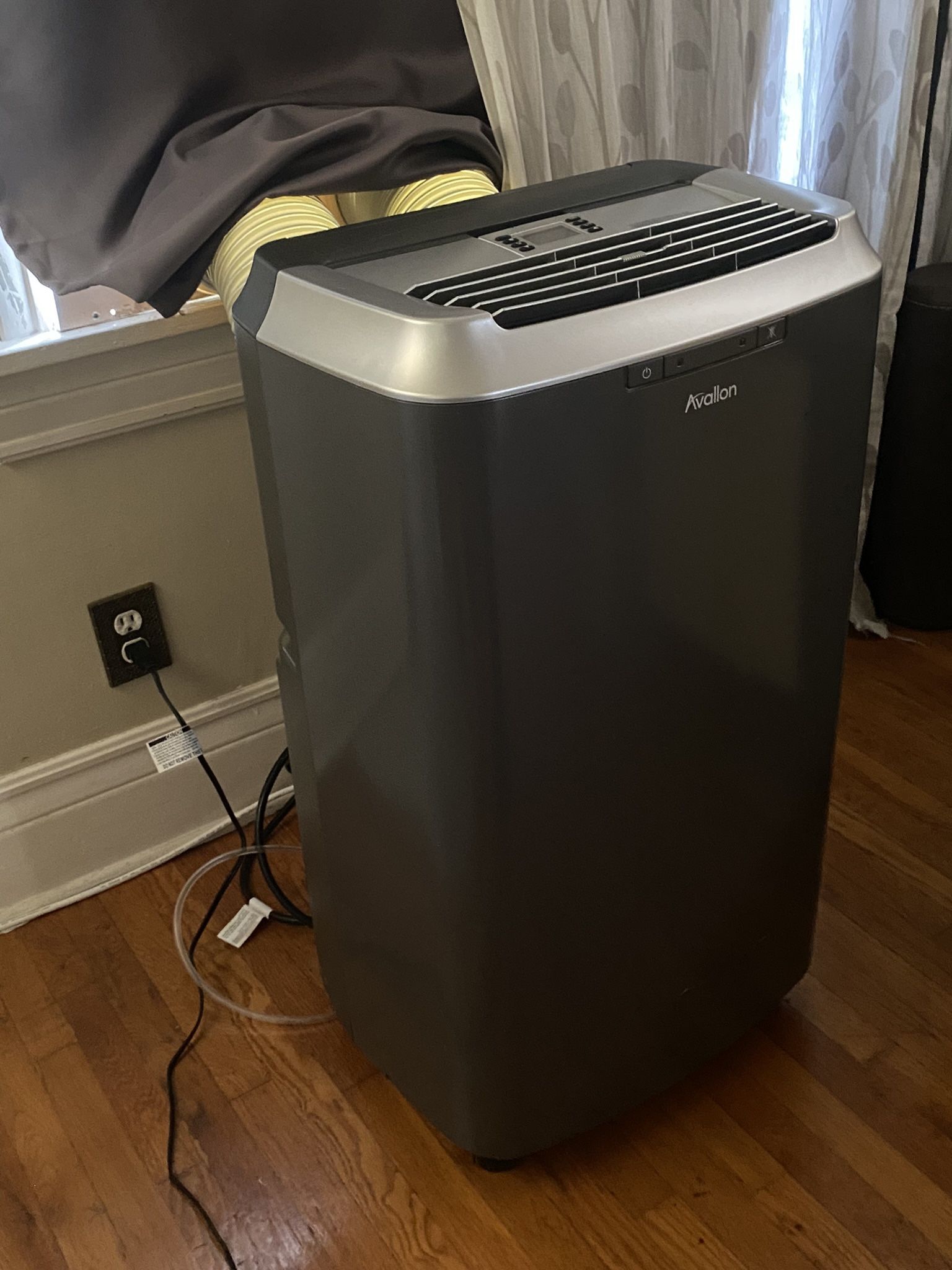 Portable AC and Dehumidifier - Avallon 14000 btu