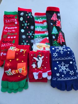 Christmas toe socks 7 total