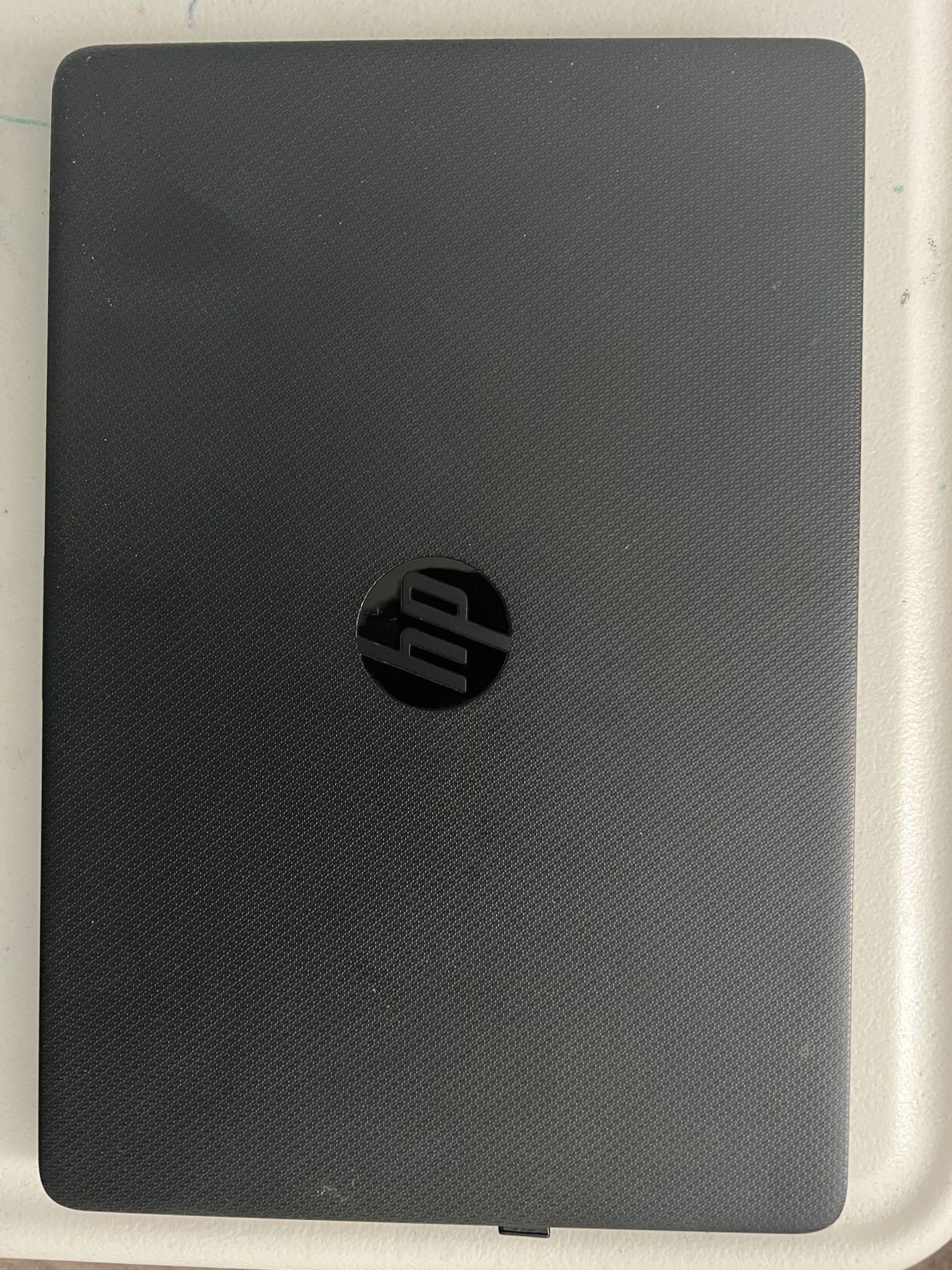 HP 14” Laptop Model (14-fq1035cl)