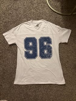 No Boundaries White V-Neck Jersey Tee with Navy '96' Graphic