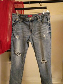 Used Guess jeans sz 38x30 pickup only!!
