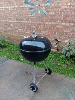 Weber Outdoor Patio Charcoal Grill