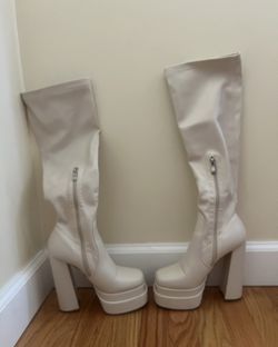 Vivianly White Boots