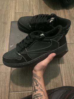 Travis Scott Phantom 9.5/10 condo Size 8.5