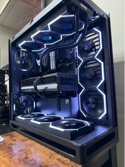 Asus ROG Astral RTX 5080 Premium minimalistic gaming PC