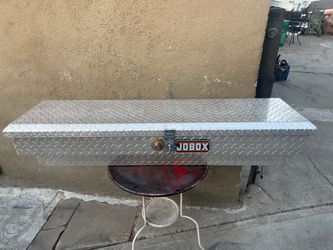 Caja de 4 pies para lado solo candado
