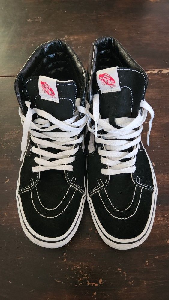 Black & White Vans Sk8-hi Classics