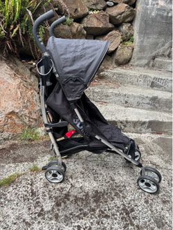 3DLite umbrella stroller