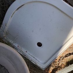 Shower Pan Corner 