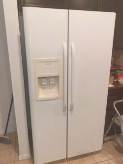Frigidaire Refrigerator White
