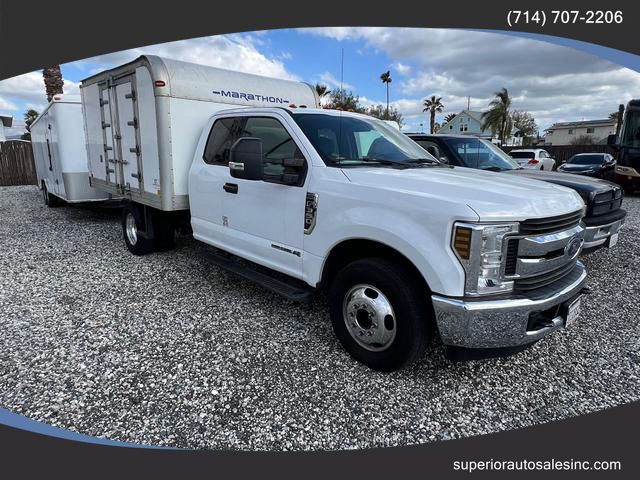 2019 Ford F350 Super Duty Super Cab & Chassis