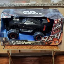Jada Toys Fast & Furious 1:12 4×4 Dom's Dodge Charger R/T Elite RC Black Car 11" Inches Long W/ Remote Control 