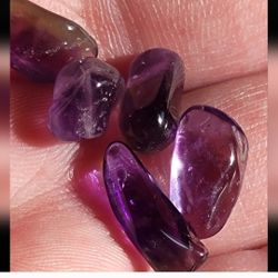 5pcs. Natural Purple Amethyst Crystals 7-10mm 