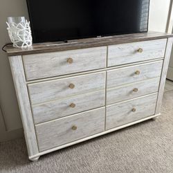 Ashley Furniture Dresser