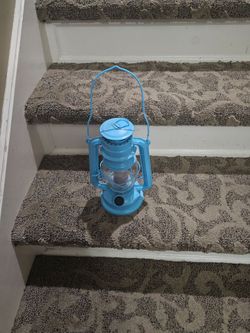 Blue Vintage-Style Metal Hanging Lantern