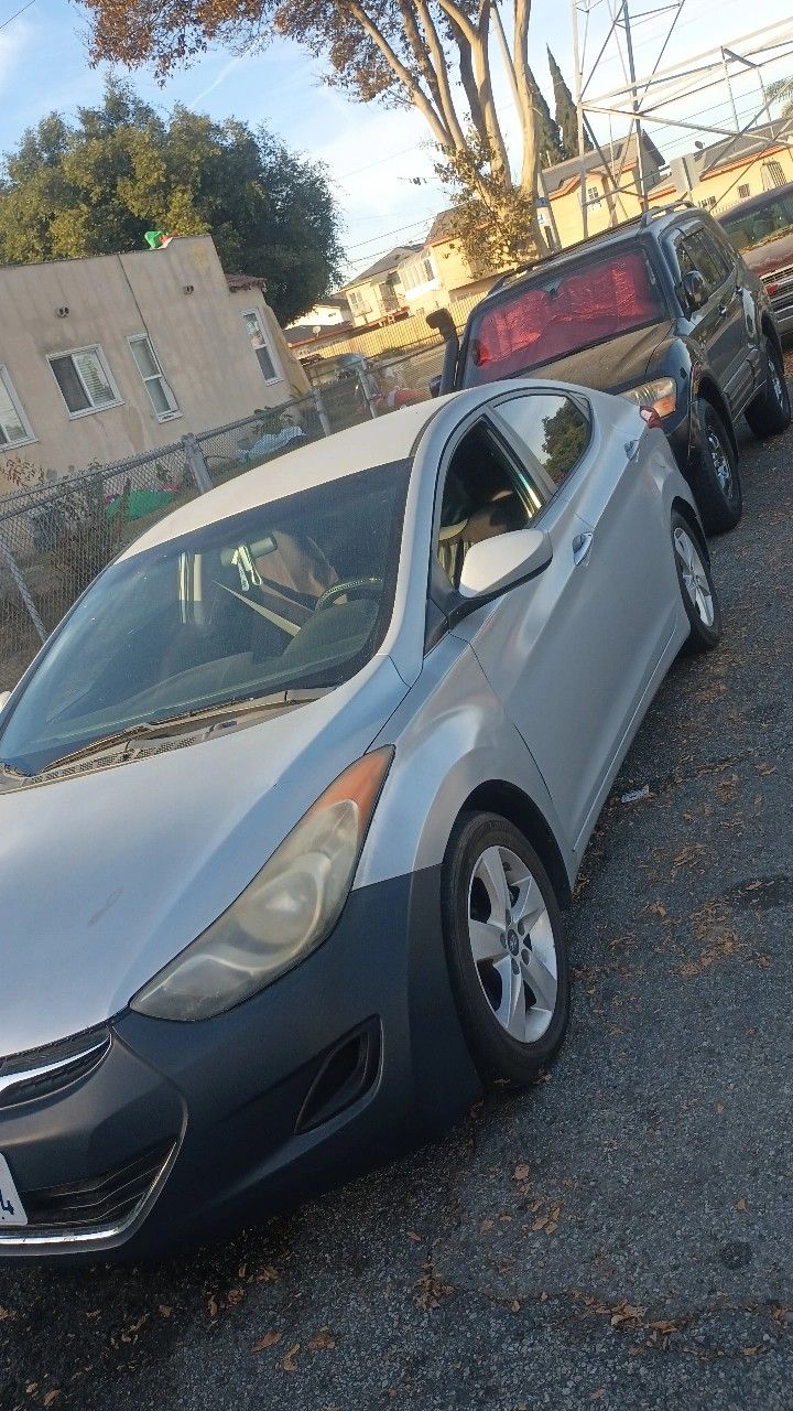 Hyundai Elantra Parts