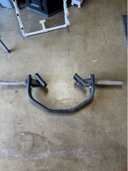 Titan Bar
