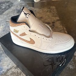 Jordan 1 Mis Size 13 